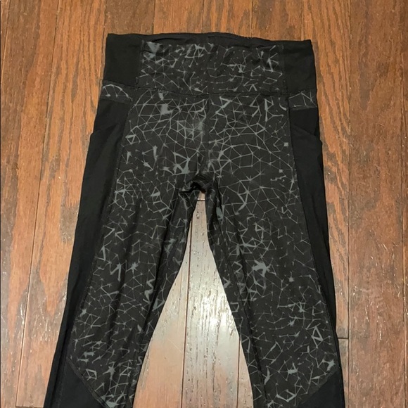 LULULEMON WOMEN’S LEGGINGS SIZE 8 - Picture 3 of 16